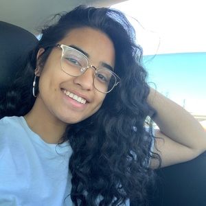 Meet your Posher, Karissa